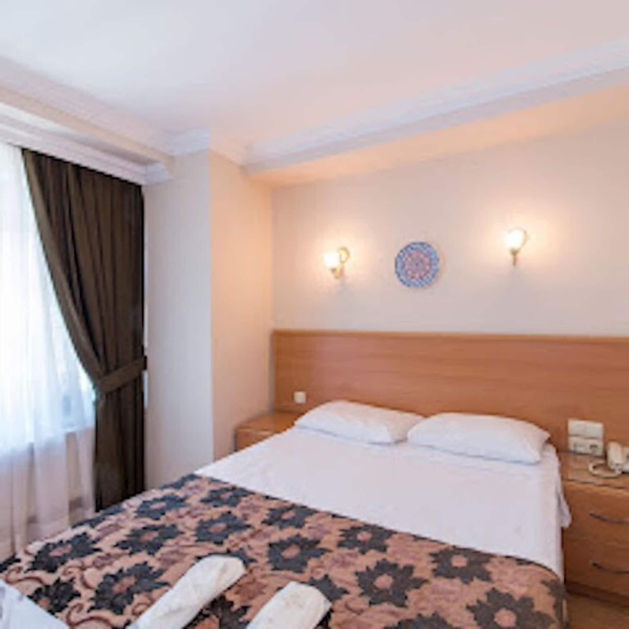 เดนิซ เฮาส์ โฮเต็ล Hotel อิสตันบูล ภายนอก รูปภาพ